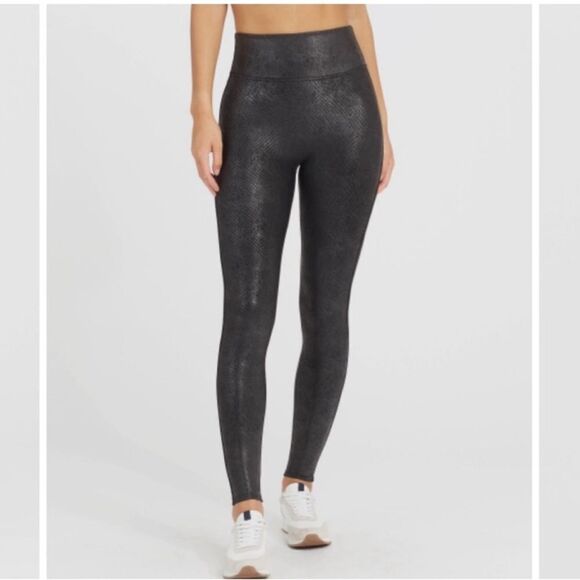 Spanx Women's Faux Leather Matte Black Snake Leggings - Picture 2 of 11